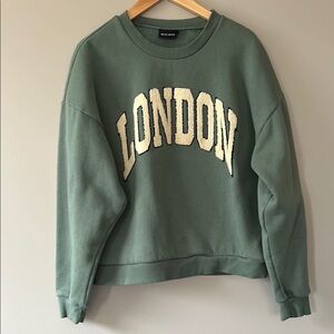 NWOT Miou Muse London Pullover‎ Sweatshirt Sz L